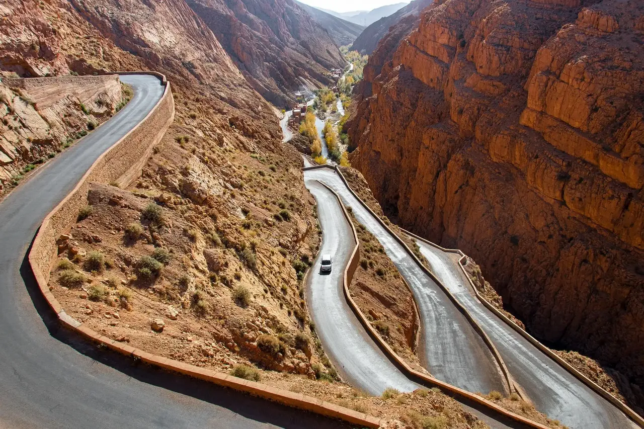 Marocco 360°: Marrakech, Chefchaouen, Fès e il deserto